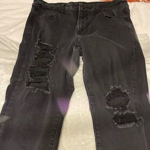 American eagle distressed jeans